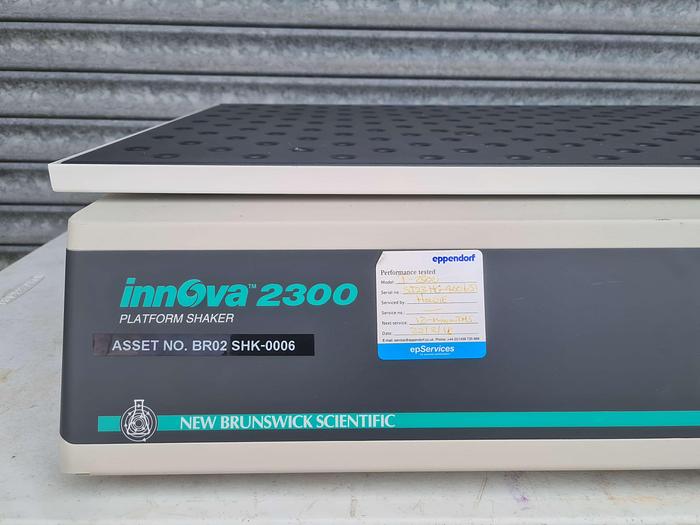 Used Eppendorf New Brunswick Innova 2300 Benchtop Open Air Shaker - Shakers & Incubation Mixers, photo 3