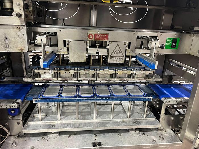 Used Packaging Automation Revolution Tray Sealer with Zodiac HS Printer - Sealing Machines, photo 2