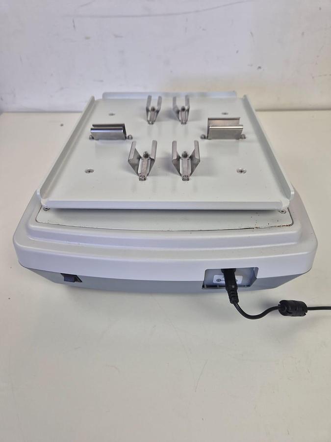 Used Fisher Brand Microplate Shaker - Shakers & Incubation Mixers, photo 5