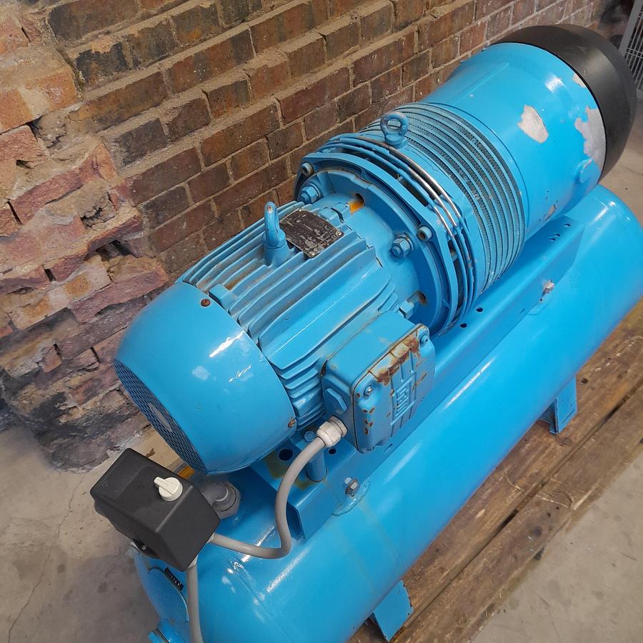 Used Hydrovane Air Compressor - Air Compressors, photo 4