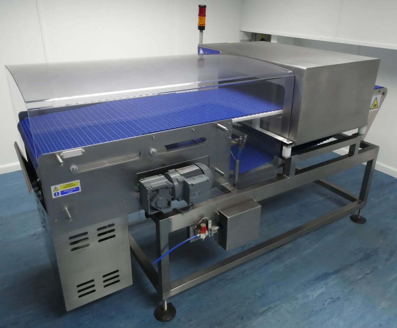 Used Fortress Stealth Ferrous-in-Foil Retract Metal Detector (REFURBISHED) Left-to-Right (1207) - Metal Detectors, photo 2