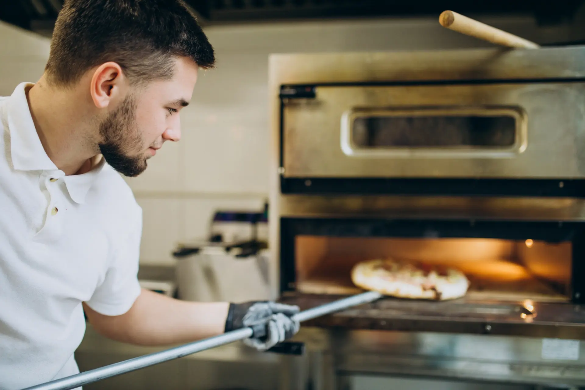 Combi Ovens Explained: Why They're a Smart Investment for Commercial Kitchens
