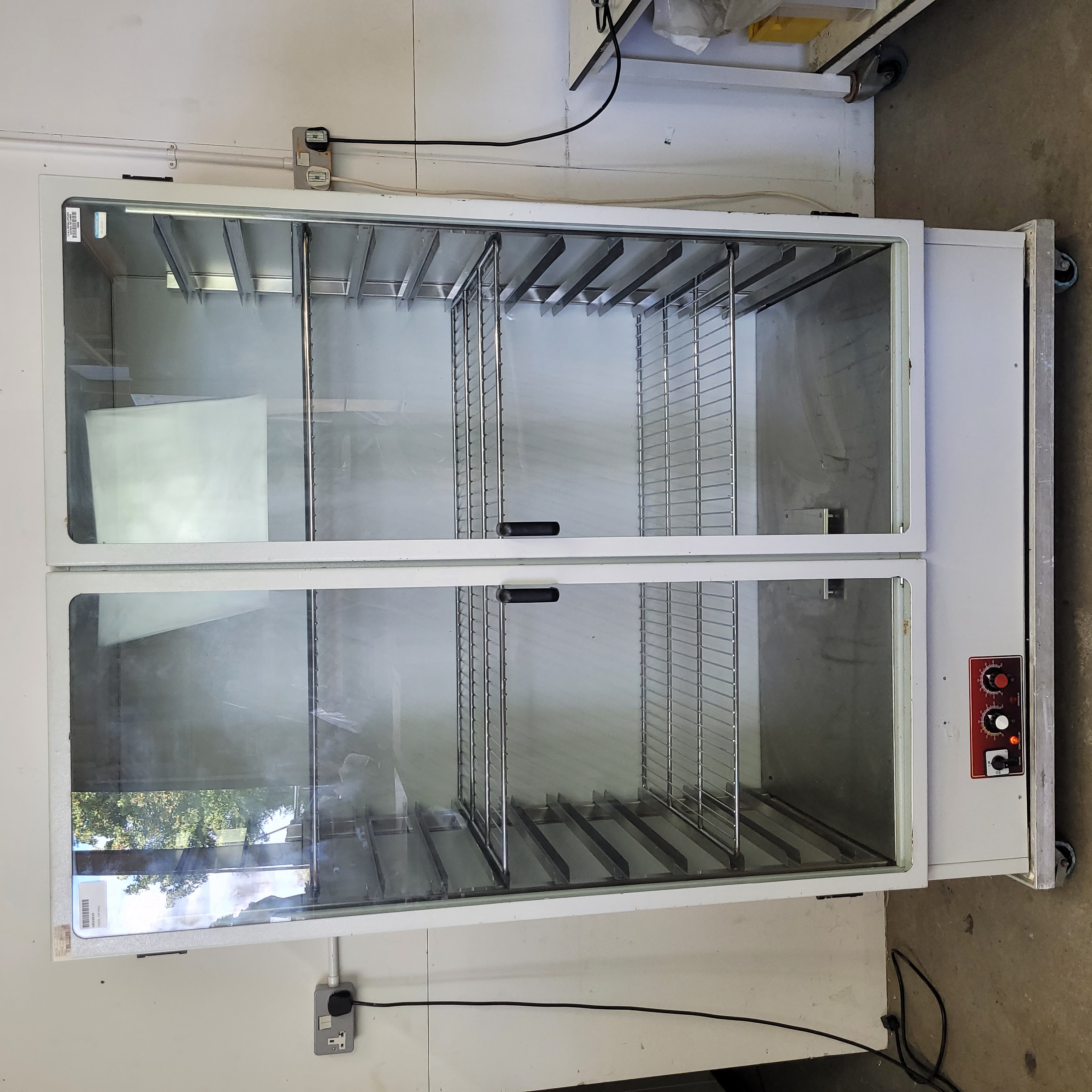 Used Genlab DC1000 Drying Cabinet - Ovens & Sterilizing Ovens, photo 1
