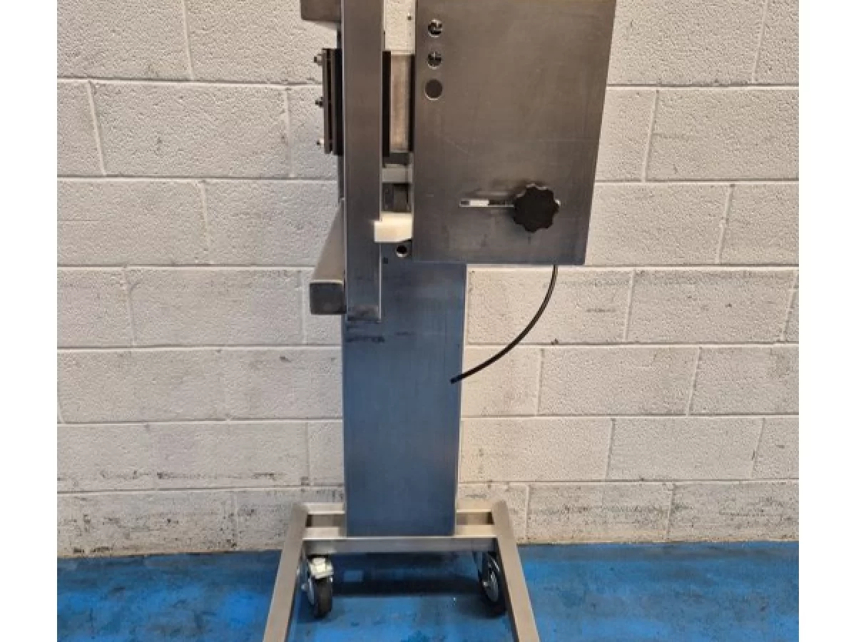 Used Egg Glazer + Oil Sprayer - Decorating Equipment, photo 3