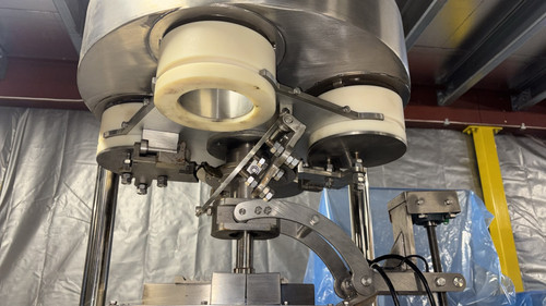 Used 2022 Qinyao/Top Y Machinery Volumetric Filler with Pouch Filling/Sealing Machine - Filling Machines, photo 4