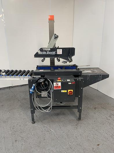 Used Little David Box Taper with Roller Conveyor - Strapping Equipment, photo 2
