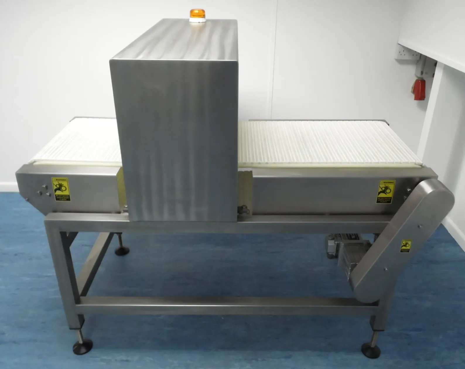 Used Cintex Sentry Metal Detector (REFURBISHED) Right-to-Left (1502) - Metal Detectors, photo 2