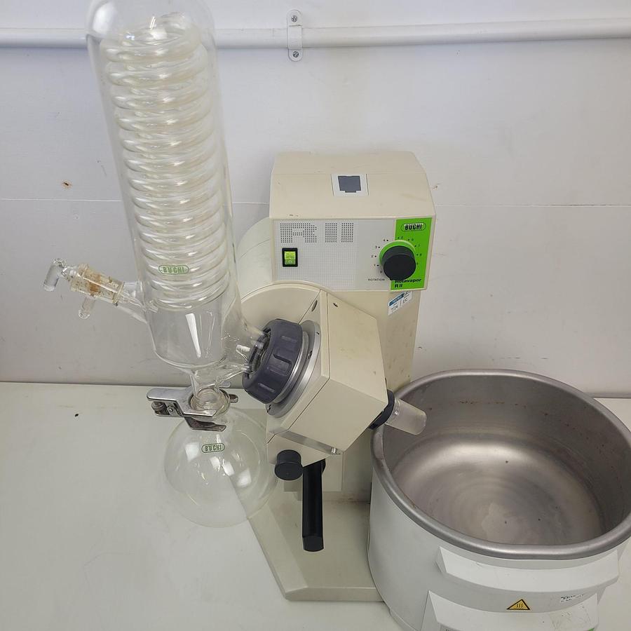 Used 2011-Buchi Labortechnik AG - R-II-Rotary Evaporator - Evaporation & Concentration Systems (SpeedVac), photo 3