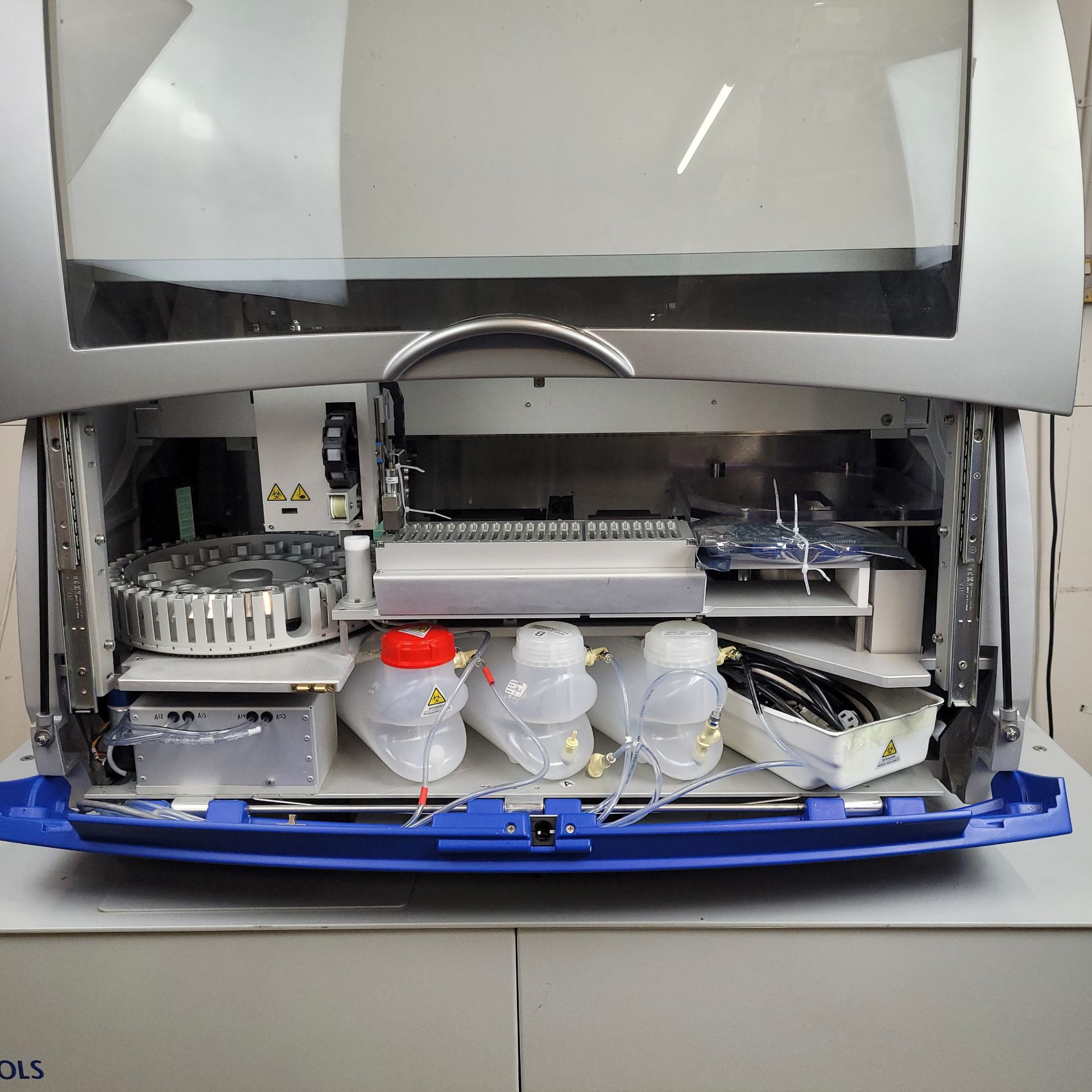 Used 2020-Grifols - Wadiana Compact-Immunology Analyzer - Immunoassay Systems, photo 3