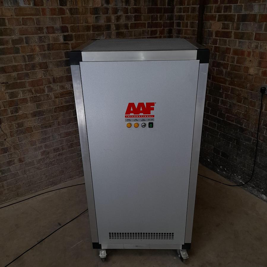 Used AAF International Air Purifier - Air Filtration and Purification, foto 2