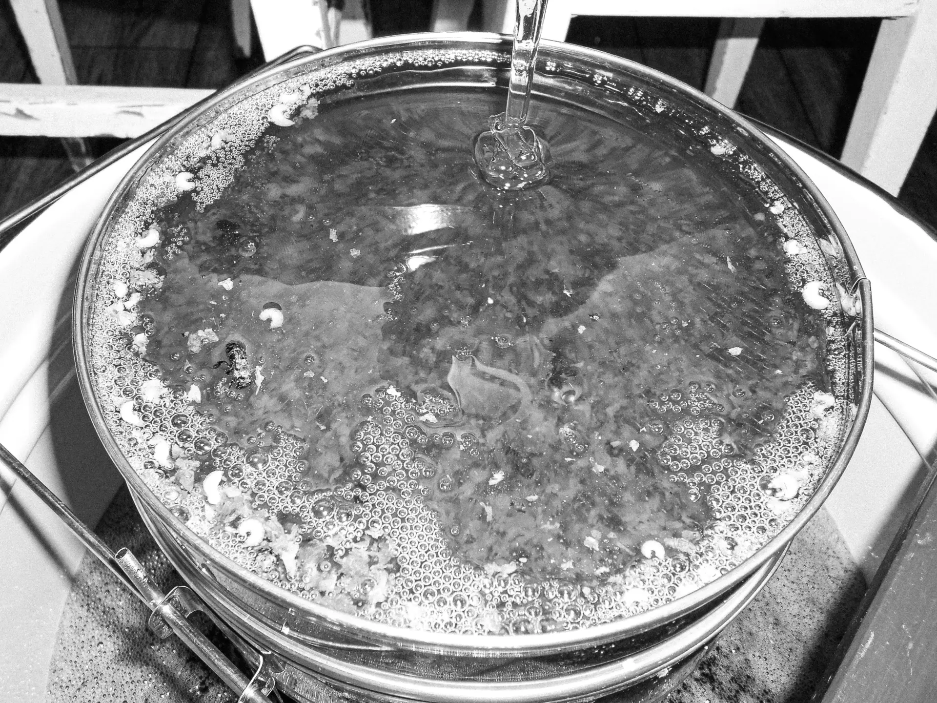 What a Heated Water Bath Does in the Lab