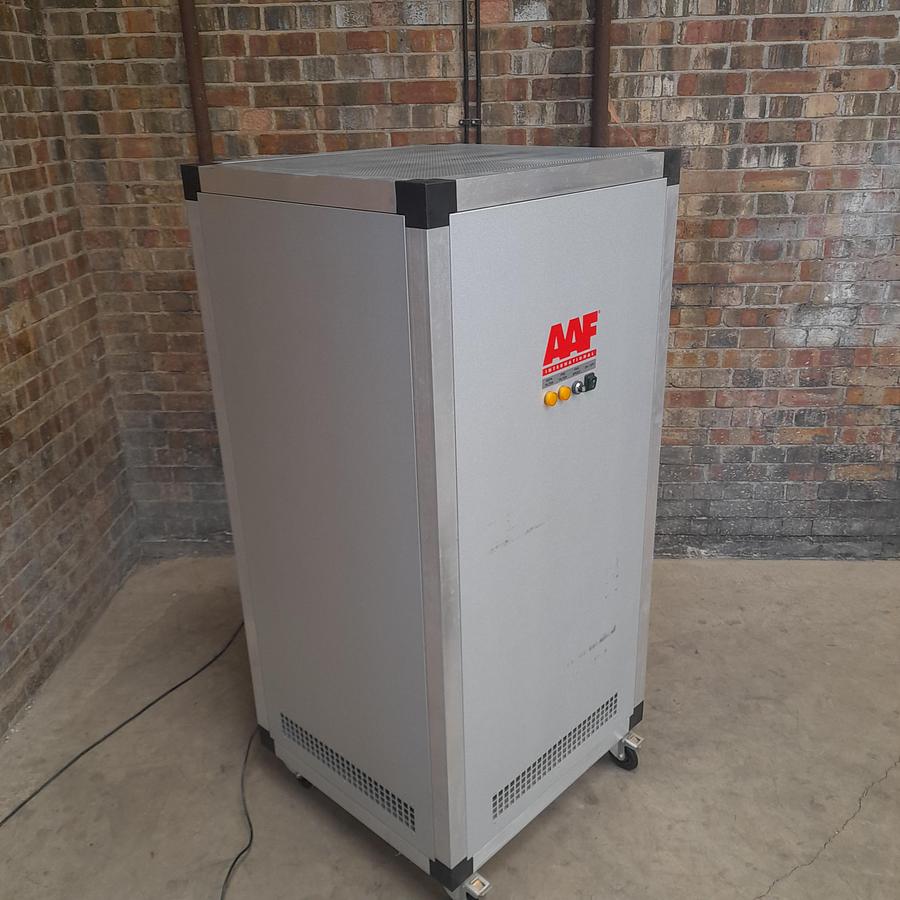 Used AAF International Air Purifier - Air Filtration and Purification, foto 3