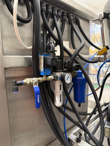 Used Omega Design UK LCX Rotary Pocket Unscrambler for bottles - Conveying & Line integration, photo 9