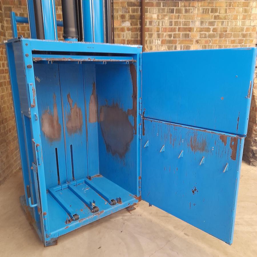Used QCR Compactor - Recycling Equipment - Waste Management Systems, photo 3