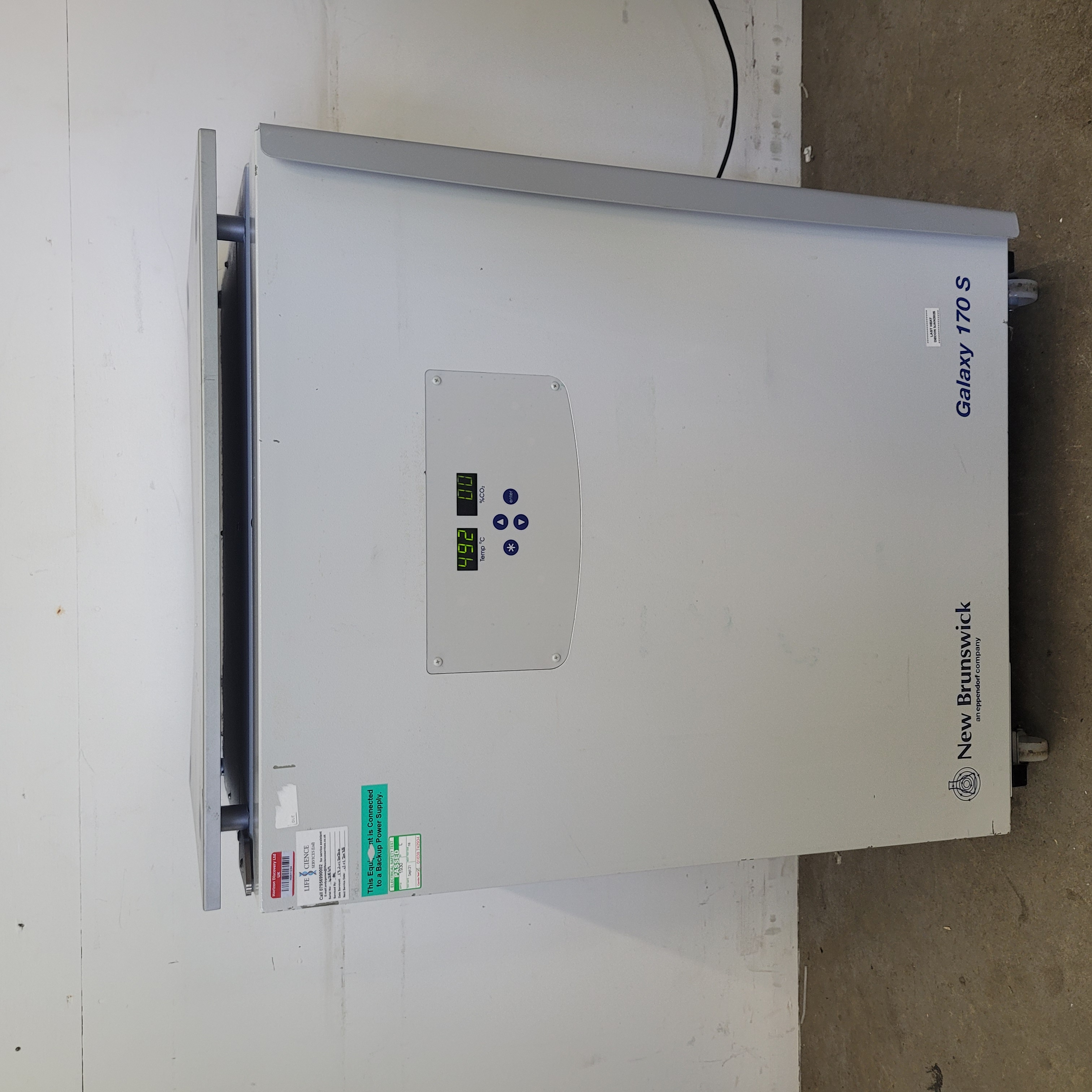 Used New Brunswick CO170S-230-1000 CO2 Incubator - Incubators (CO₂, Shaking, Cooled, ID), photo 2