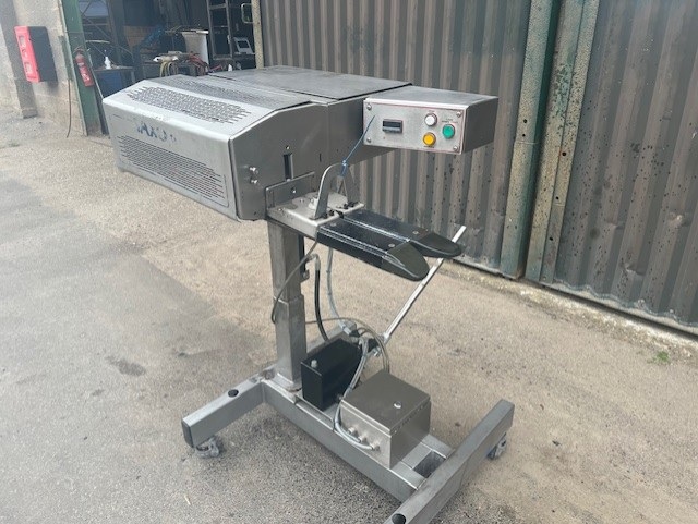 Used Saxon Bag Sealer - Sealing Machines, photo 3