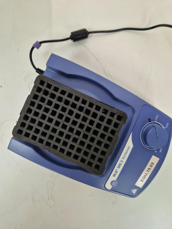 Used IKA MS 3 Vortexer Mixer - Mixers & Stirrers, photo 3