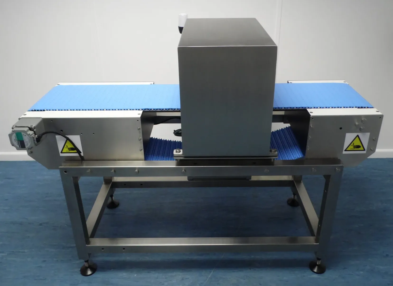 Fortis Metal Detector (New) – Left-to-Right (U2143) - Metal Detectors, photo 2