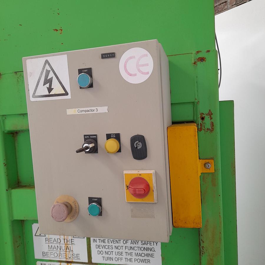 Used Waste Compactor - Waste Management Systems, photo 4