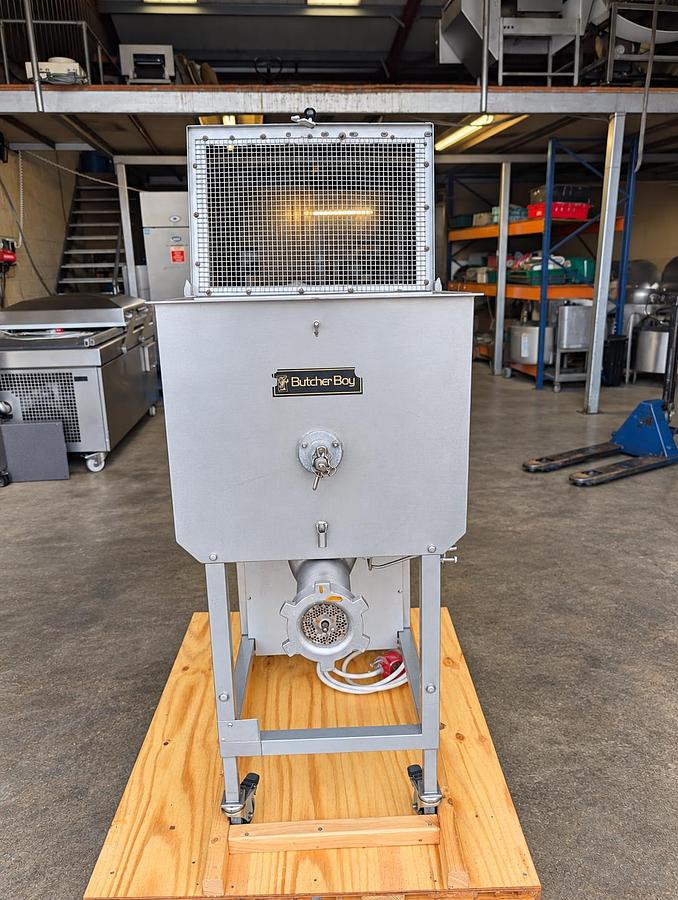 Used BUTCHER BOY MIXER GRINDER - Mixers & Food Processors, photo 3
