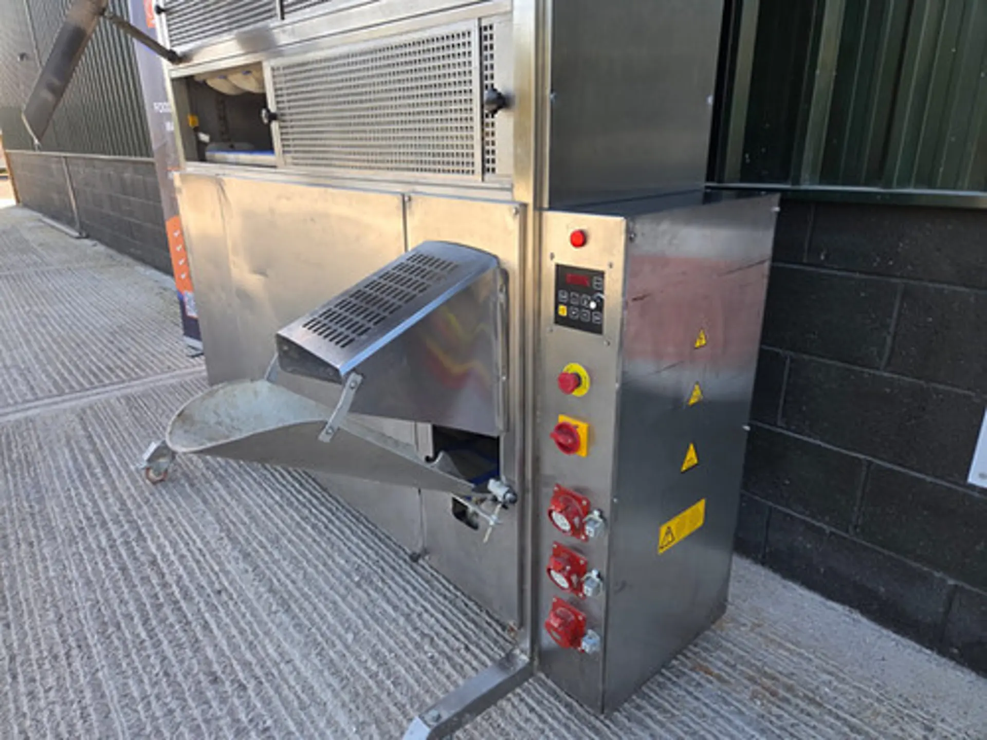 Used Damak 176-Pocket Intermediate Proofer - Proofers, photo 2
