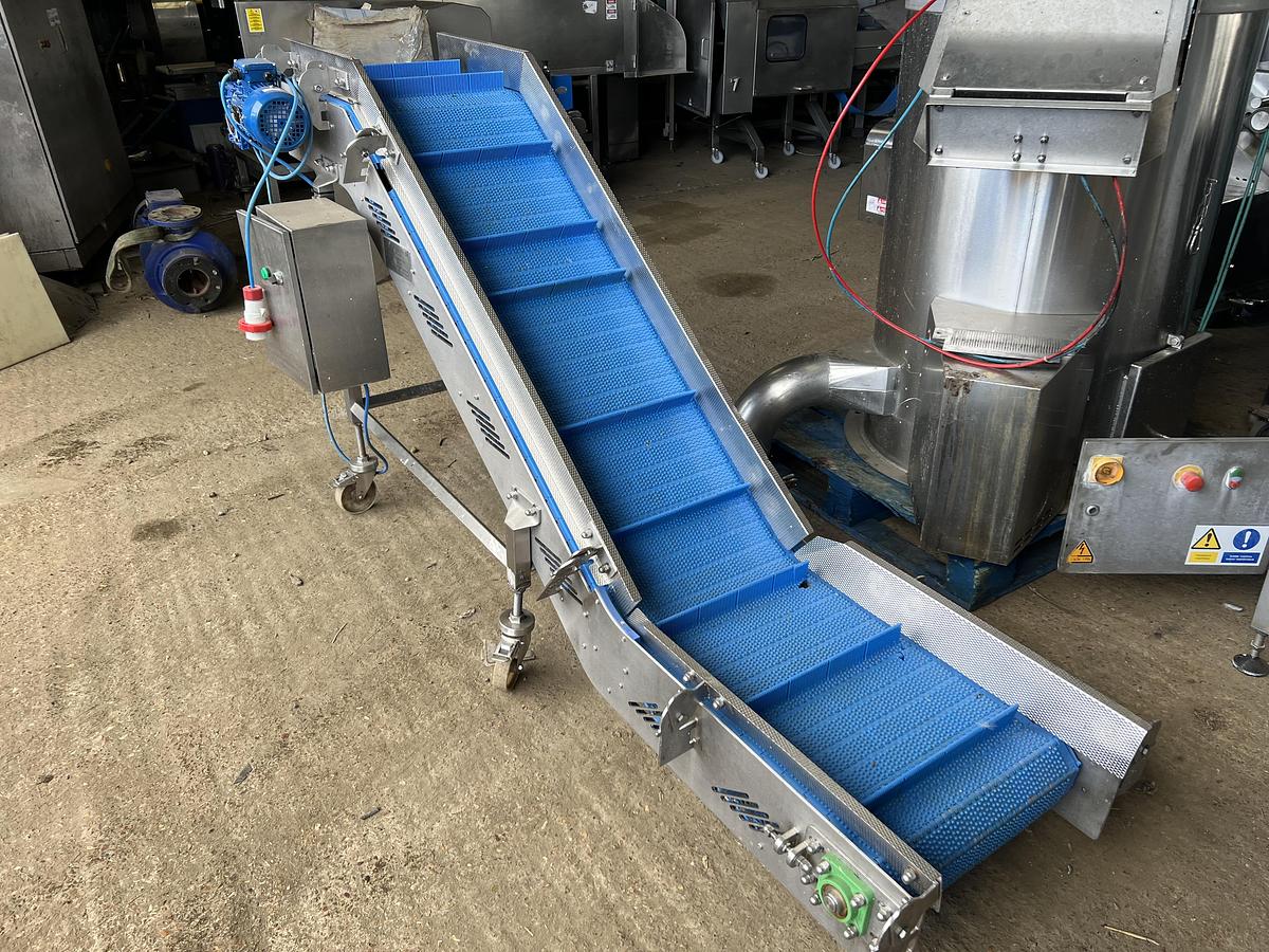 Used 2012 LAC Swan neck elevator - Conveyor Systems, photo 2