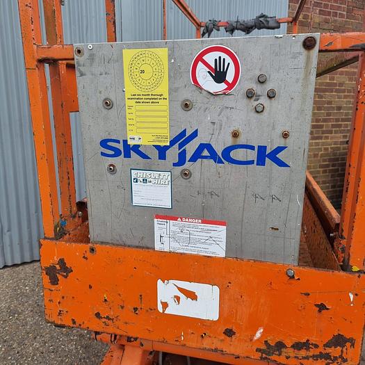 Used Sky Jack Scissor Lift - Access Control & Production Support Systems, photo 2