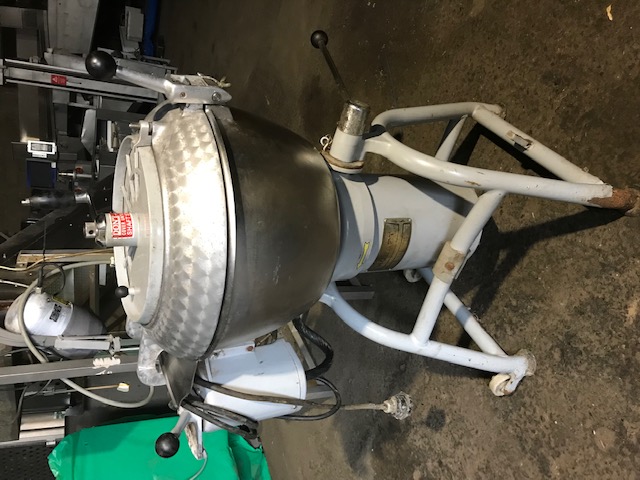 Used Hobart UM40 Vertical Cutter Mixer - Mixers & Food Processors, photo 5