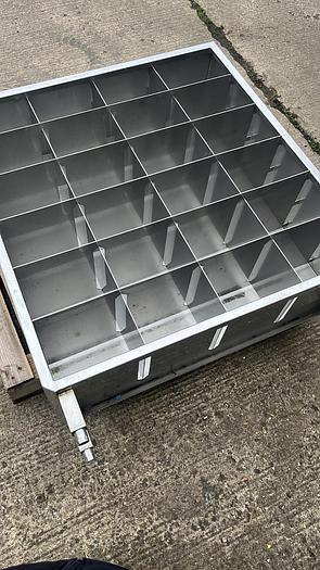 Used Stainless Steel Boot Shelving Unit - Lab Organisation & Storage, photo 3