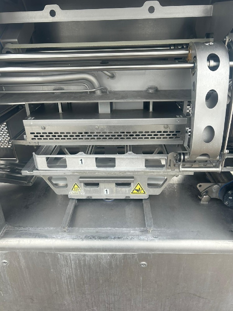 Used Multivac T700 Tray Sealer - Sealing Machines, photo 3