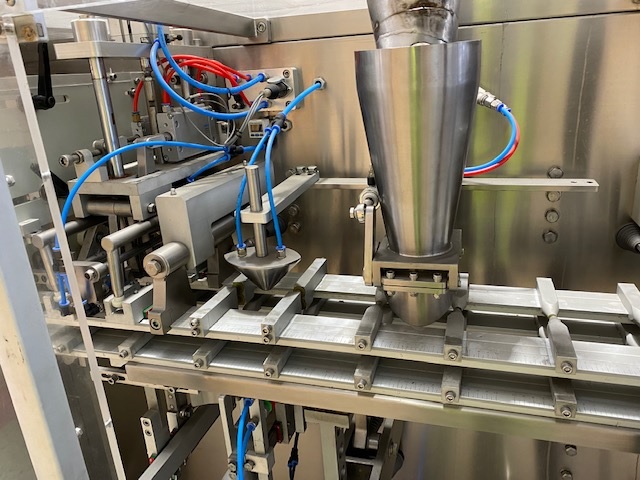Used Horizontal Pouch Fill Seal Machine - Form-Fill-Seal Machines, photo 6