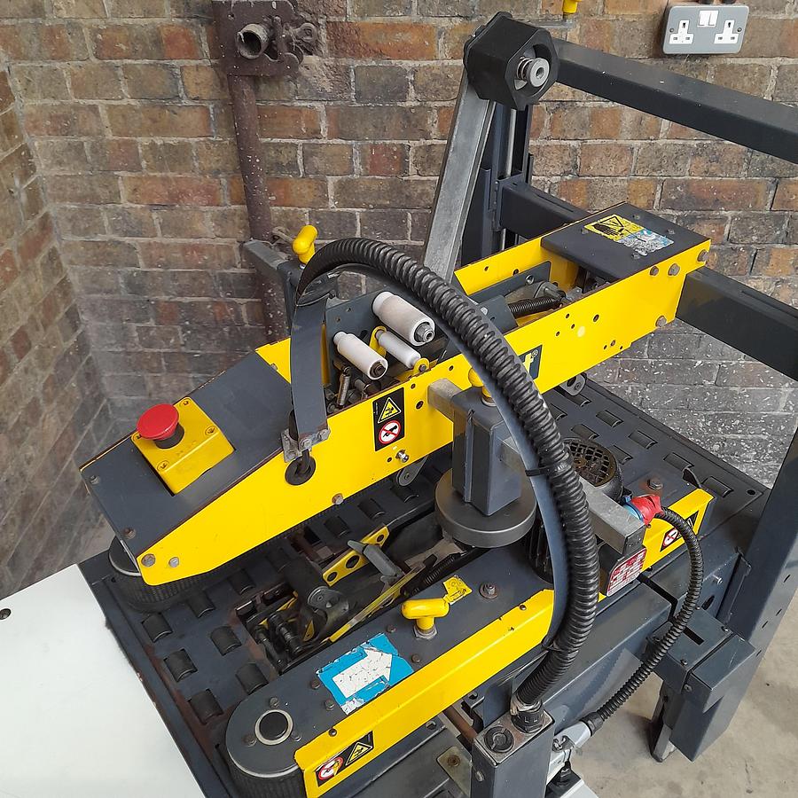 Used Siat Box Taper - Strapping Equipment, photo 5