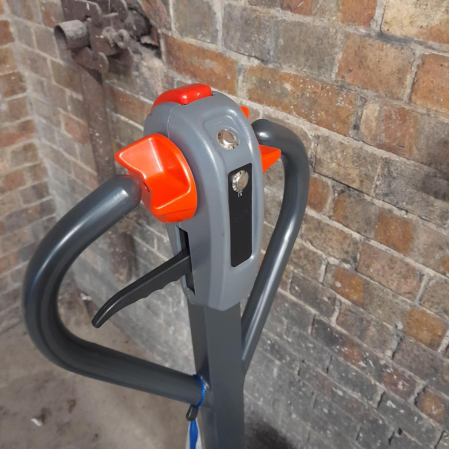 Used Linde Electric Pump Truck - Lifting & Tipping, photo 4