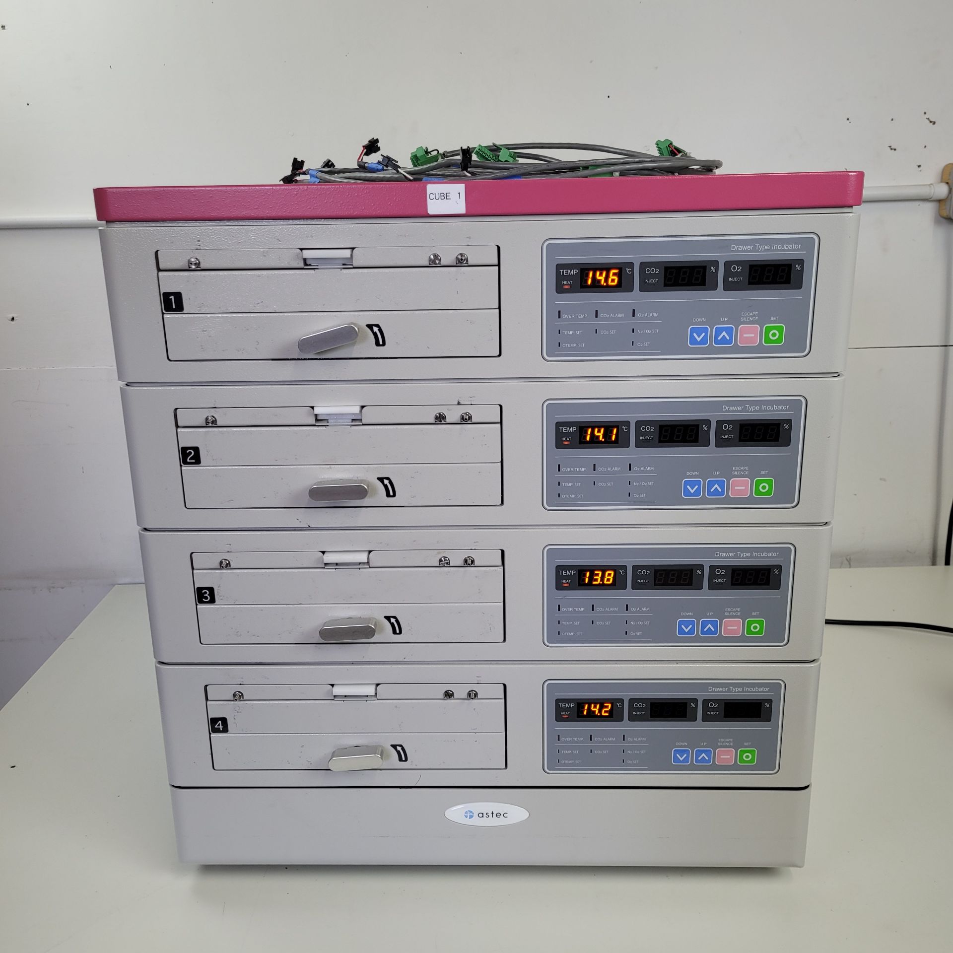 Used Astec - AD-3100-230LE-Drawer Incubator - Incubators (CO₂, Shaking, Cooled, ID), photo 1