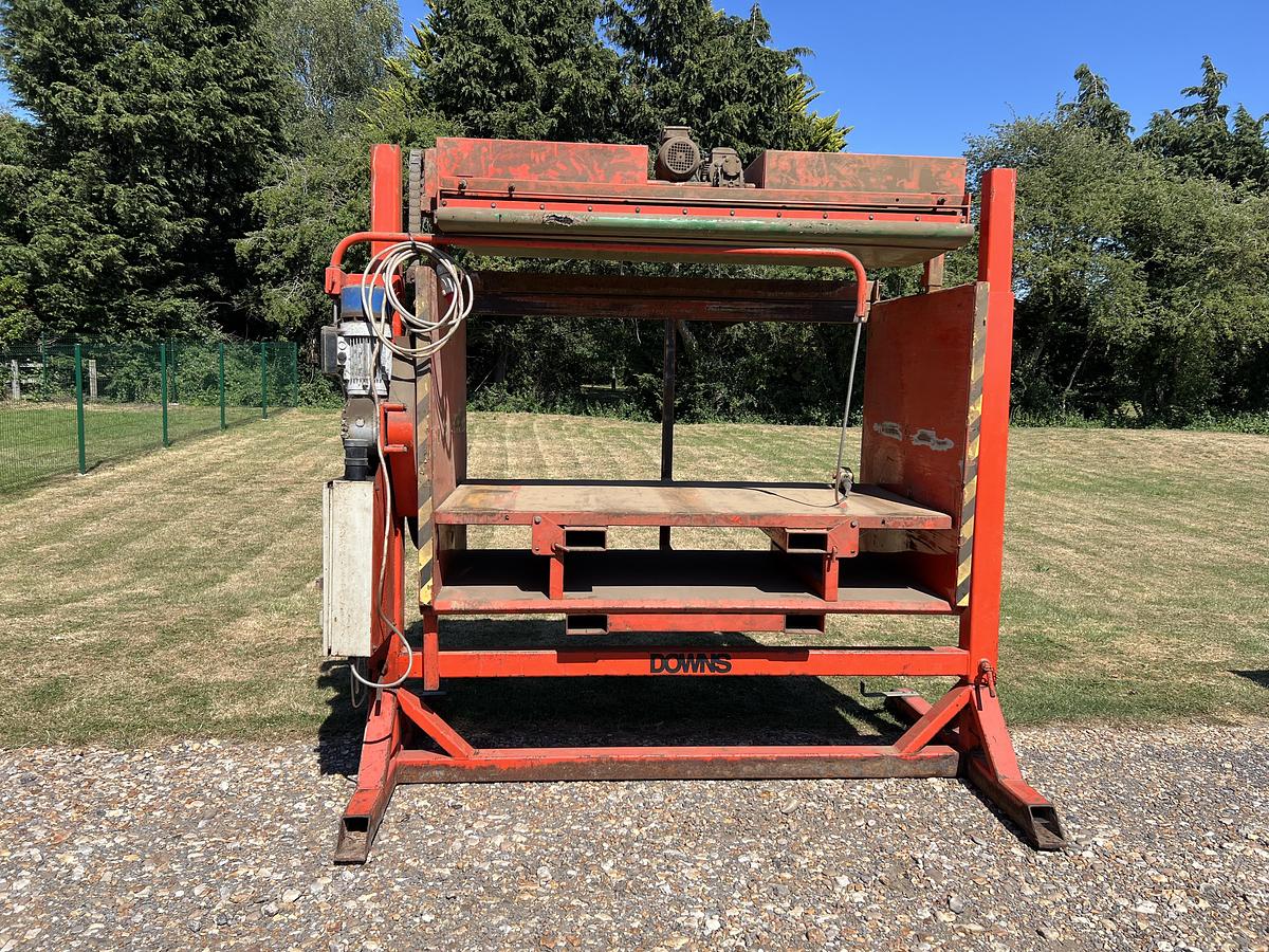 Used 2003 Downs Box tipper - Bin Tippers and Dumpers, photo 3