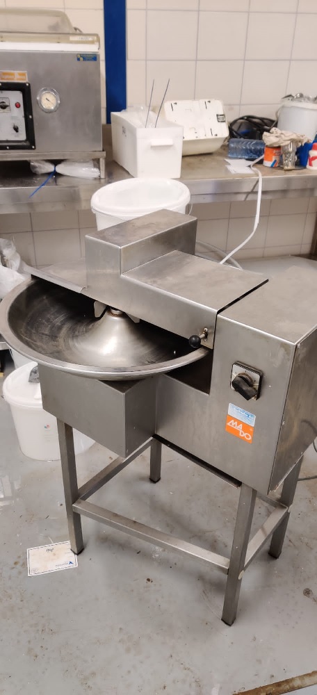 Used Mado 15 ltr Bowl Chopper - Mixers & Food Processors, photo 2