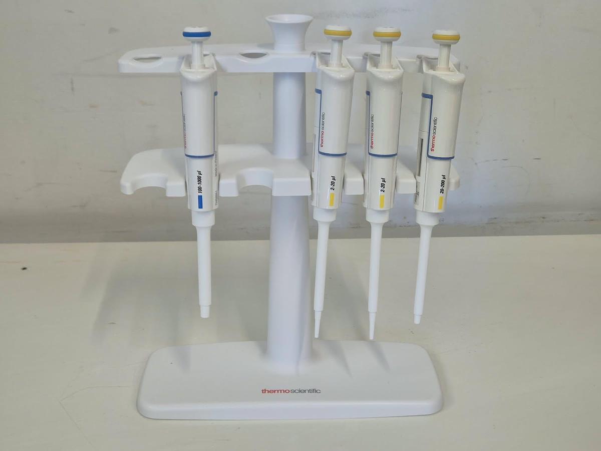 Finnpipette F 6 position pipett stand