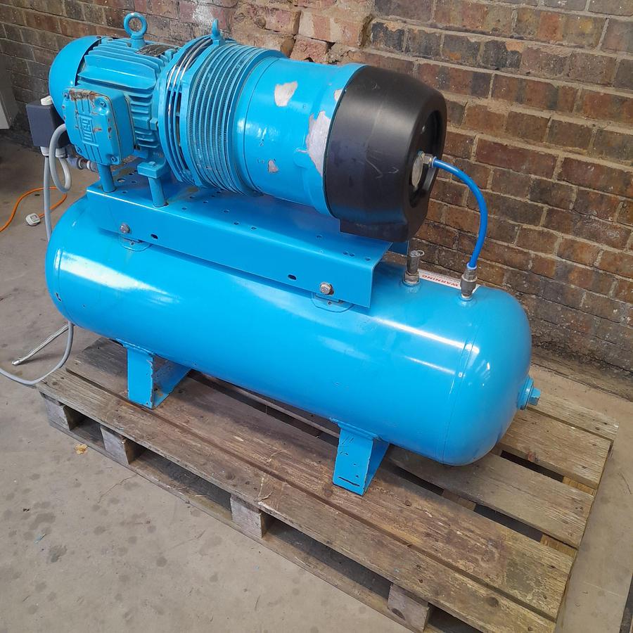 Used Hydrovane Air Compressor - Air Compressors, photo 3