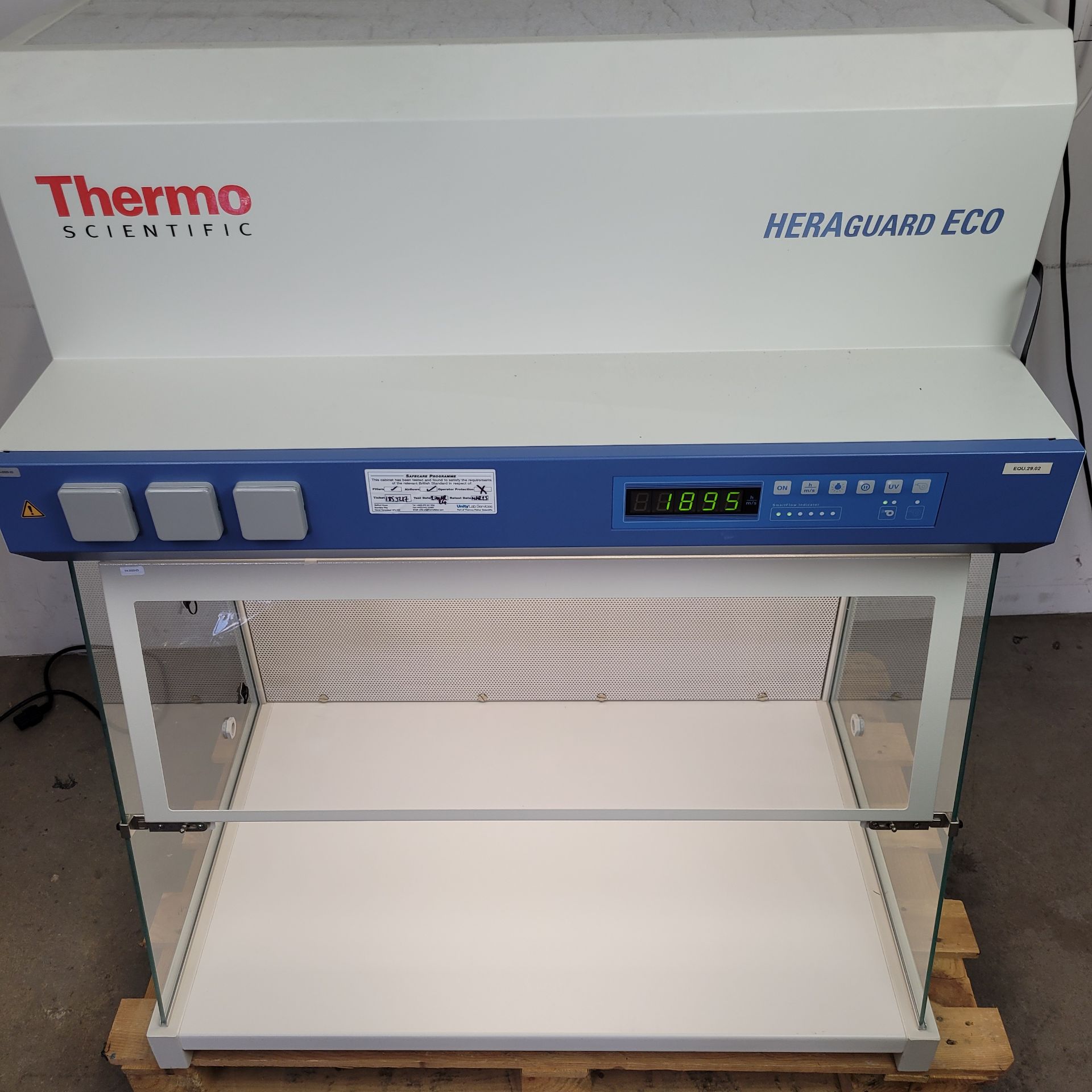 Used 2019-Thermo Scientific - Heraguard ECO 0.9-Laminar Flow Clean Bench - Laminar Flow Cabinets, photo 2