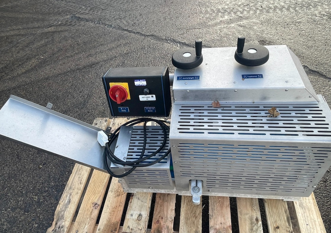 Used Krumbein BBS Bagel Bun Slicer - Bread Slicers, photo 2