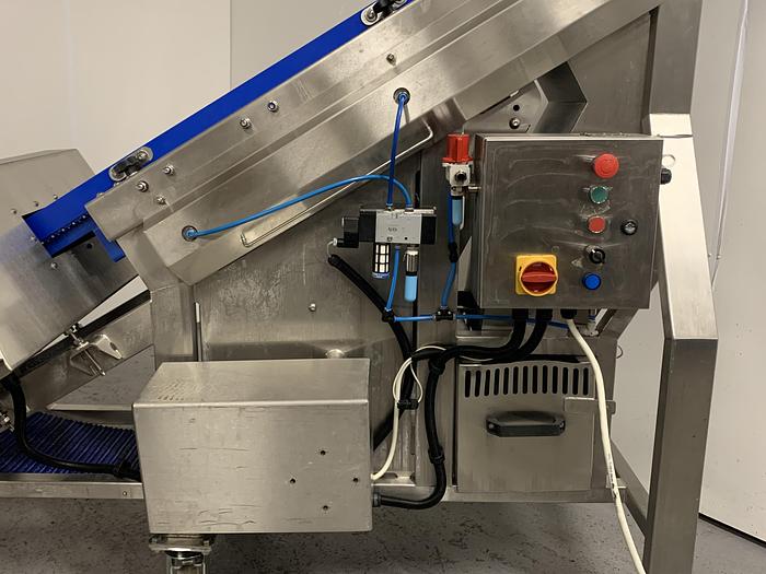 Used IQ3+E Metal Detector with Incline Conveyor - Metal Detectors, photo 3
